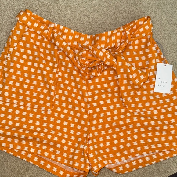 a new day Pants - A new day- dressy, flowy shorts size large NWT